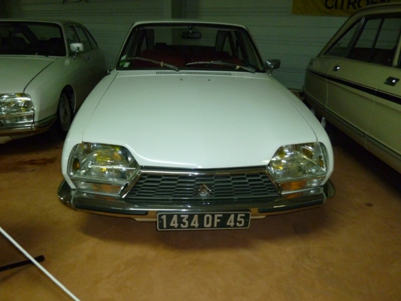 pompe à essence, Citroën DS de 1965 à 1975, Citroën HY 1968>, entièrement  en métal, d'aspect proche de la pièce d